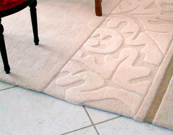 white-detail-rug